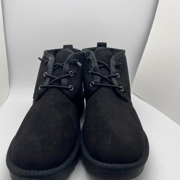 CUSHIONAIRE Women's COZY pull on boot +Memory Foam Black 6.5 - Picture 2 of 5